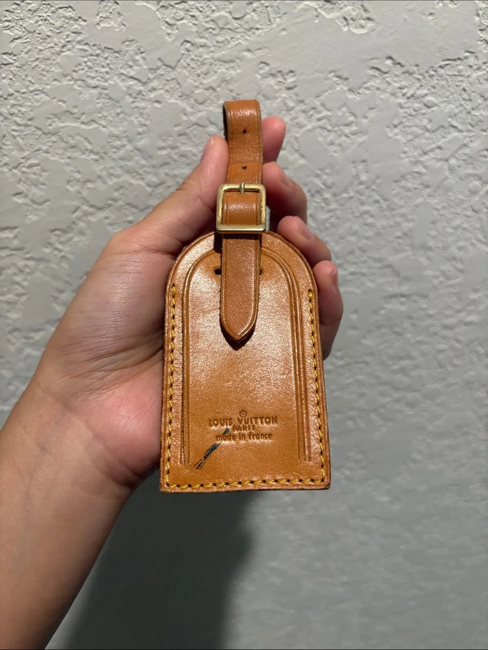 Louis Vuitton Tan Leather Luggage Tag with Gold Buckle